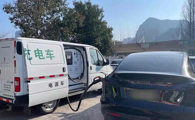 杭锦旗汽车搭电